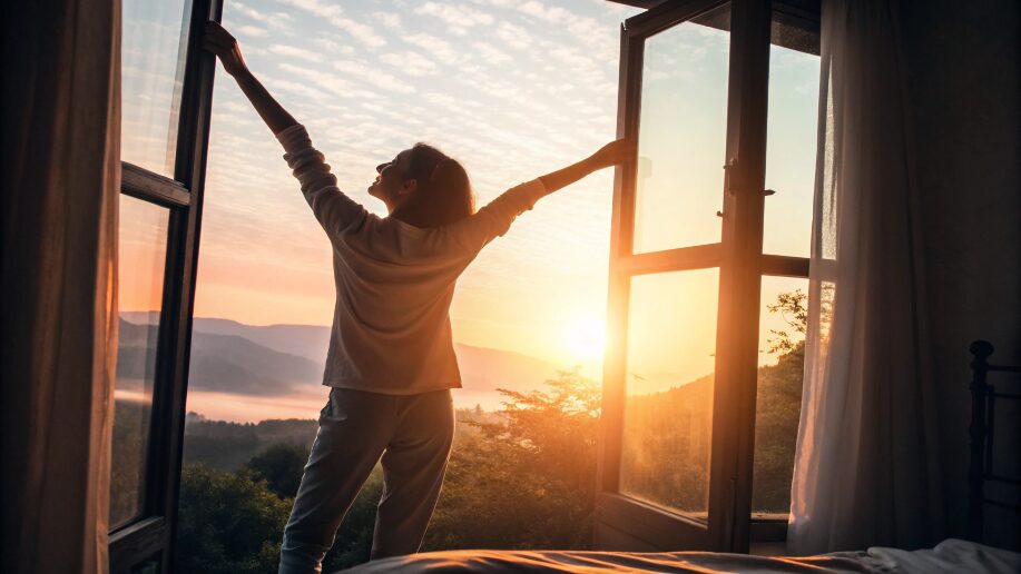 コルチゾールを下げるには?ストレスに強くなる7つの生活習慣とホルモンの秘密 14 朝日を浴びる習慣をつける